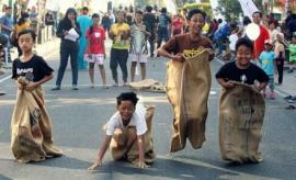 Dusun Gedangan 3 Menyambut HUT RI ke-72 dengan Jalan Sehat