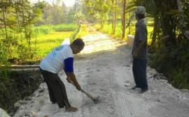 Dusun Jlantir 1 Desa Gedangrejo Memulai Pengerjaan Jalan Usaha Tani (JUT)